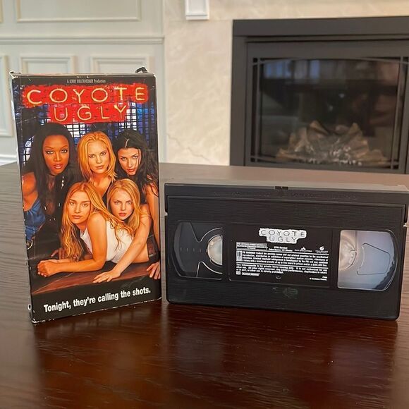 Coyote Ugly on VHS Touchstone Home Video in Good Condition Cult Classic - Picture 3 of 3